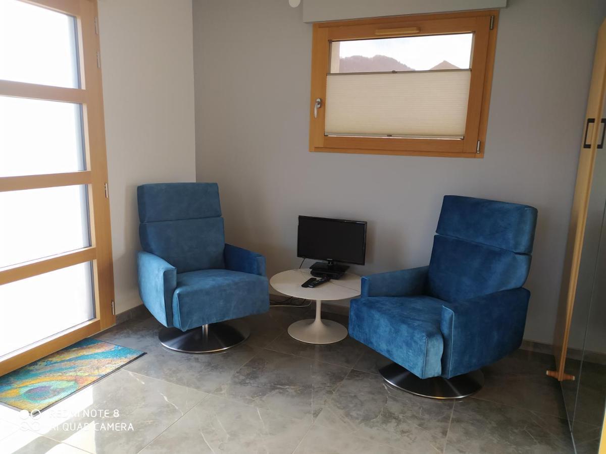In The Heart Of Nature With An Unique View Plan Montmin المظهر الخارجي الصورة